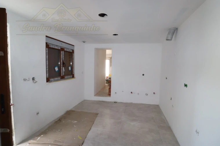 Moradia T3 para Venda em Ramalhal Foto 10