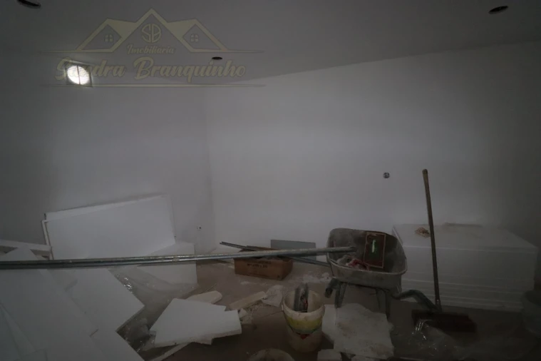 Moradia T3 para Venda em Ramalhal Foto 11