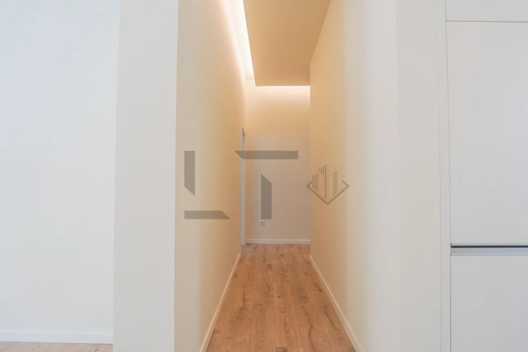 Apartamento T2 para Venda em São Domingos de Benfica Foto 16