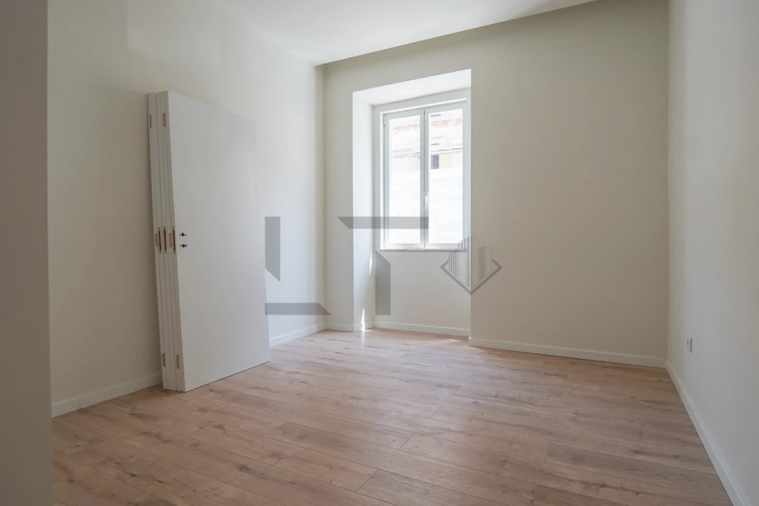 Apartamento T2 para Venda em São Domingos de Benfica Foto 17