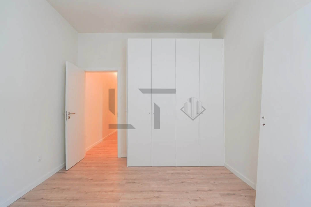 Apartamento T2 para Venda em São Domingos de Benfica Foto 18