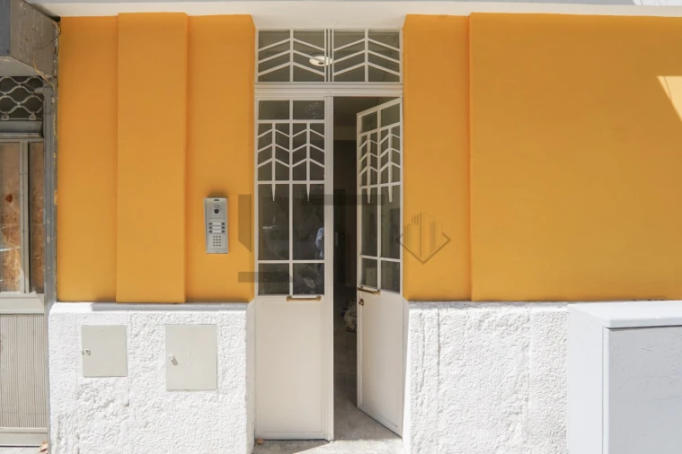 Apartamento T2 para Venda em São Domingos de Benfica Foto 4