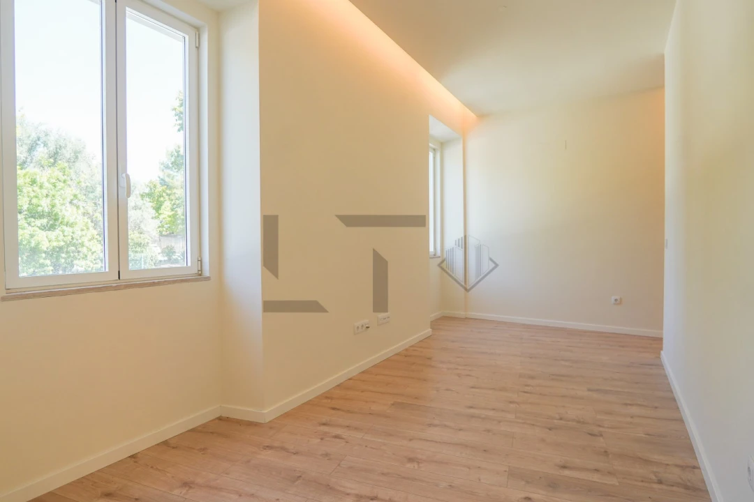 Apartamento T2 para Venda em São Domingos de Benfica Foto 8