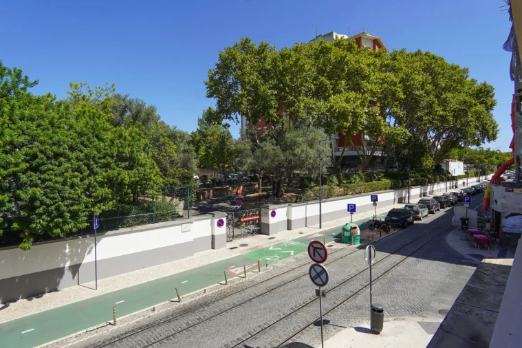 Apartamento T2 para Venda em São Domingos de Benfica Foto 9