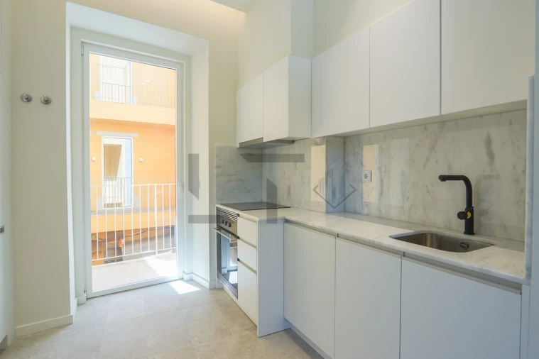 Apartamento T2 para Venda em São Domingos de Benfica Foto 12