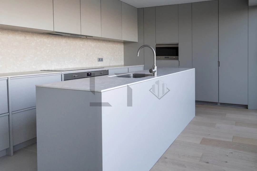 Apartamento T4 para Venda em Avenidas Novas Foto 9