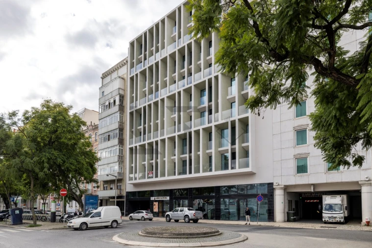 Apartamento T4 para Venda em Avenidas Novas Foto 3