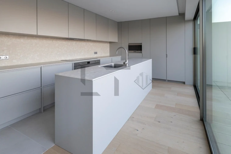 Apartamento T4 para Venda em Avenidas Novas Foto 8