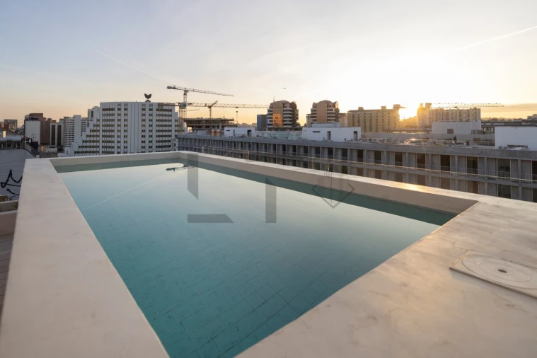 Apartamento T4 para Venda em Avenidas Novas Foto 13