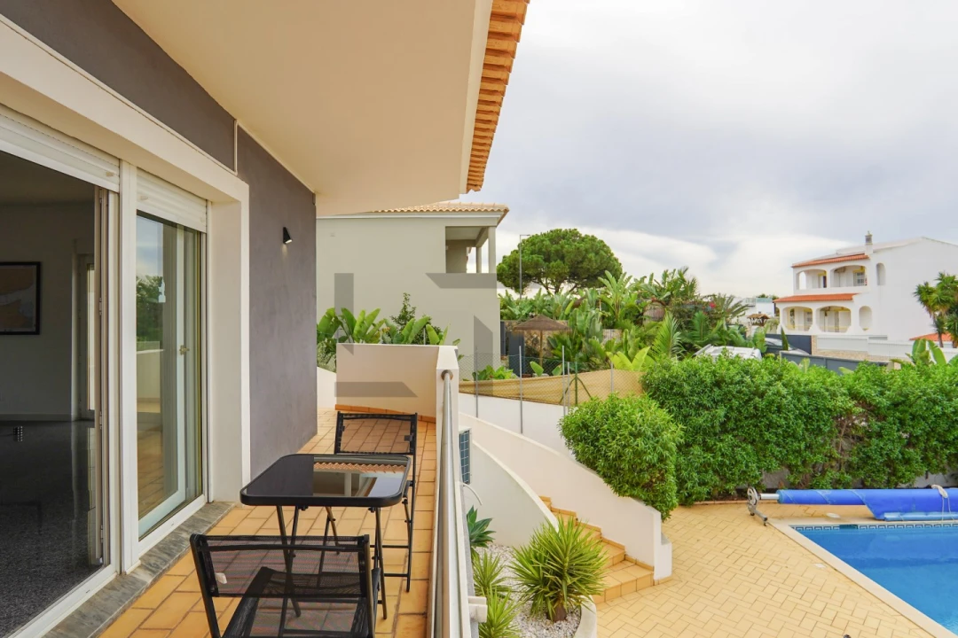 Moradia T5 para Venda em Ferragudo Foto 14