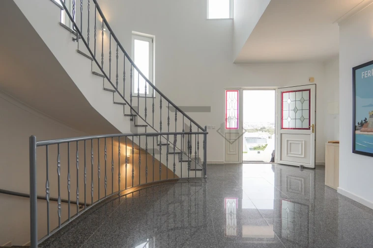 Moradia T5 para Venda em Ferragudo Foto 21