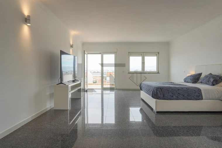 Moradia T5 para Venda em Ferragudo Foto 31