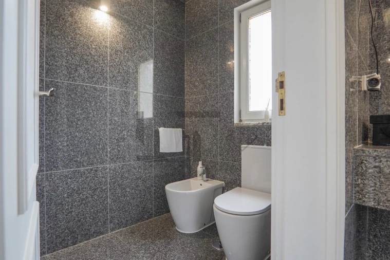 Moradia T5 para Venda em Ferragudo Foto 40