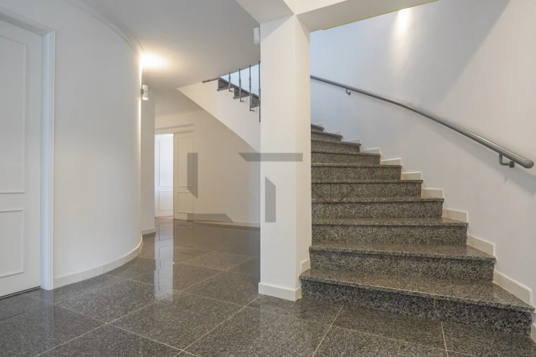 Moradia T5 para Venda em Ferragudo Foto 43