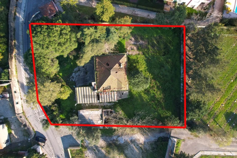 Moradia T6 para Venda em Lumiar Foto 2