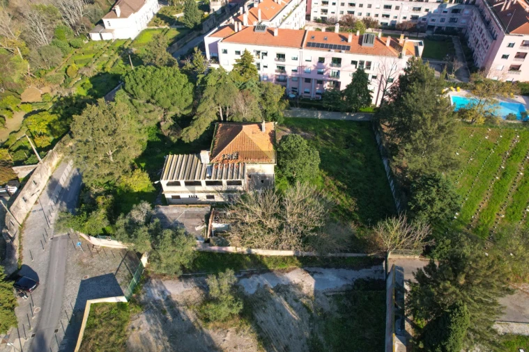 Moradia T6 para Venda em Lumiar Foto 5