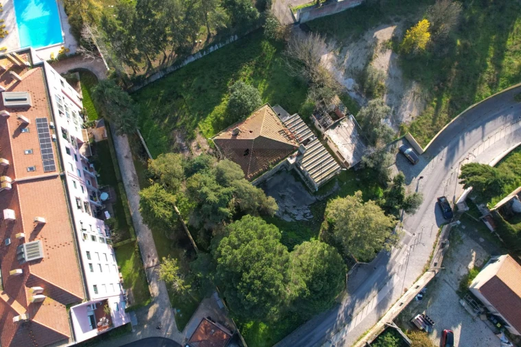 Moradia T6 para Venda em Lumiar Foto 9