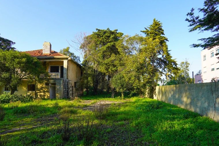 Moradia T6 para Venda em Lumiar Foto 33