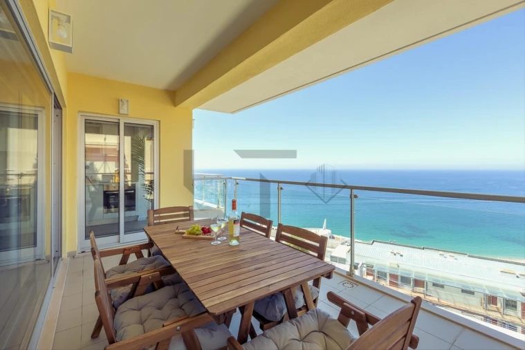 Apartamento T2 para Venda em Sesimbra (Santiago)