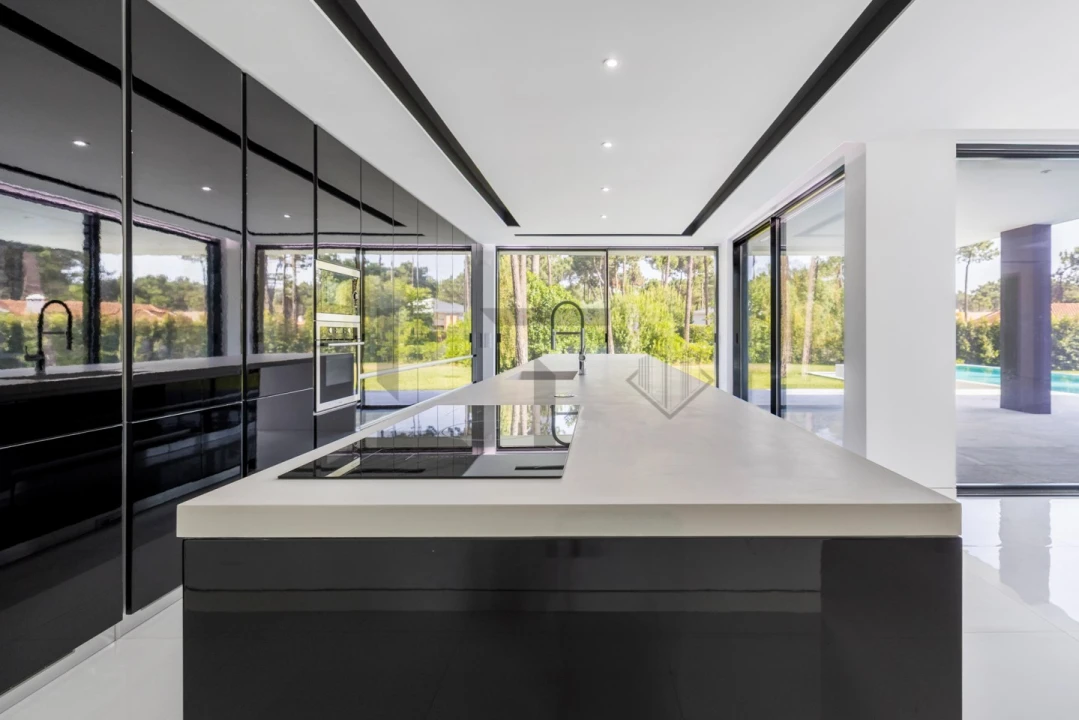 Moradia T6 para Venda em Charneca de Caparica e Sobreda Foto 10