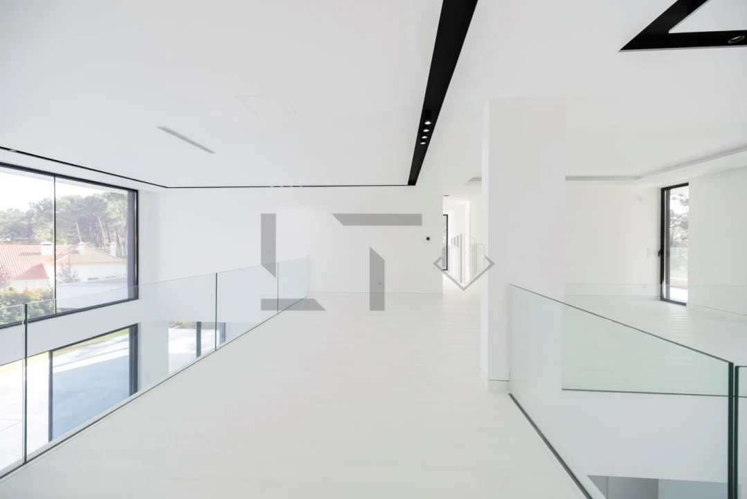 Moradia T6 para Venda em Charneca de Caparica e Sobreda Foto 24