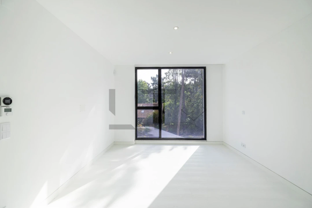 Moradia T6 para Venda em Charneca de Caparica e Sobreda Foto 31