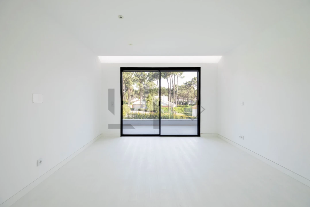 Moradia T6 para Venda em Charneca de Caparica e Sobreda Foto 36