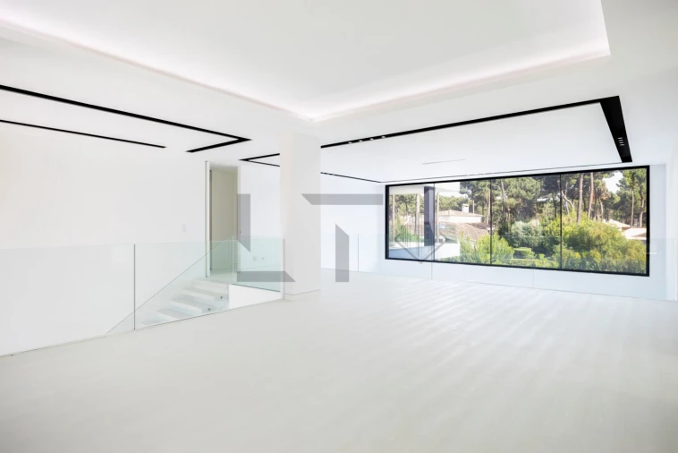 Moradia T6 para Venda em Charneca de Caparica e Sobreda Foto 26