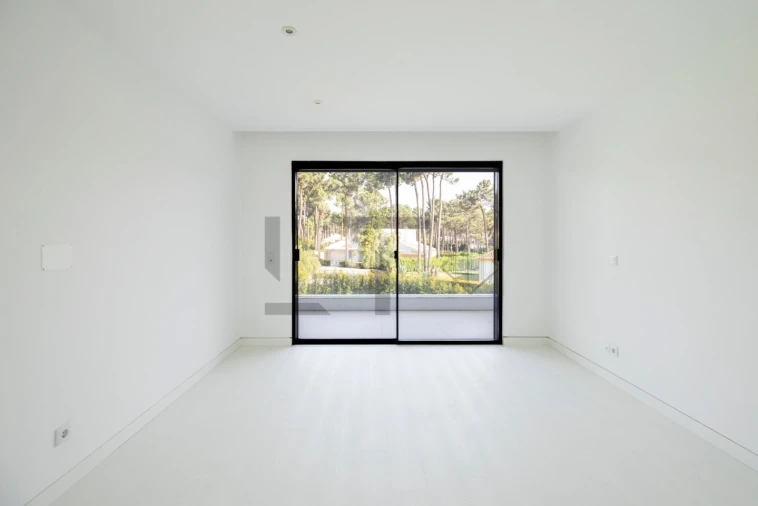 Moradia T6 para Venda em Charneca de Caparica e Sobreda Foto 33