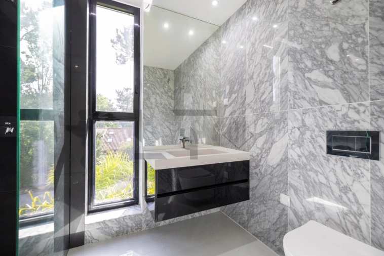 Moradia T6 para Venda em Charneca de Caparica e Sobreda Foto 39