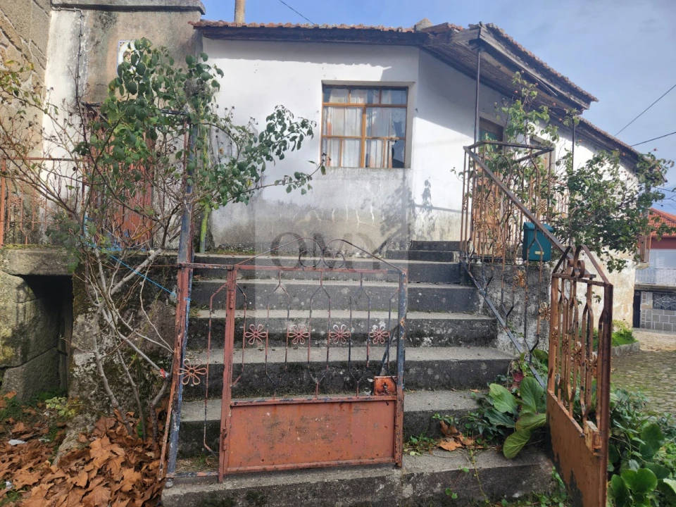 Moradia T3 para Venda em São Tomé do Castelo e Justes Foto 2