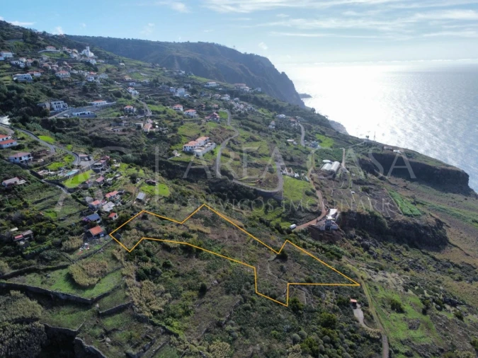 Terreno para Venda em Fajã da Ovelha Foto 2