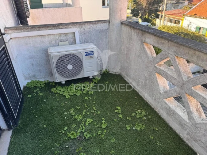 Moradia T3 para Venda em Quinta do Anjo Foto 17