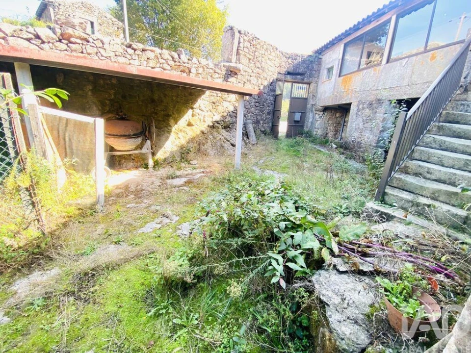 Moradia T1 para Venda em Romarigães Foto 8