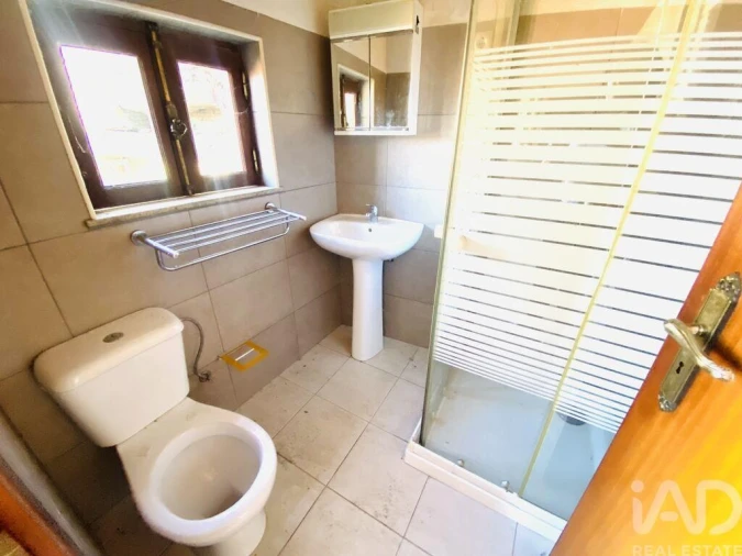 Moradia T1 para Venda em Romarigães Foto 19