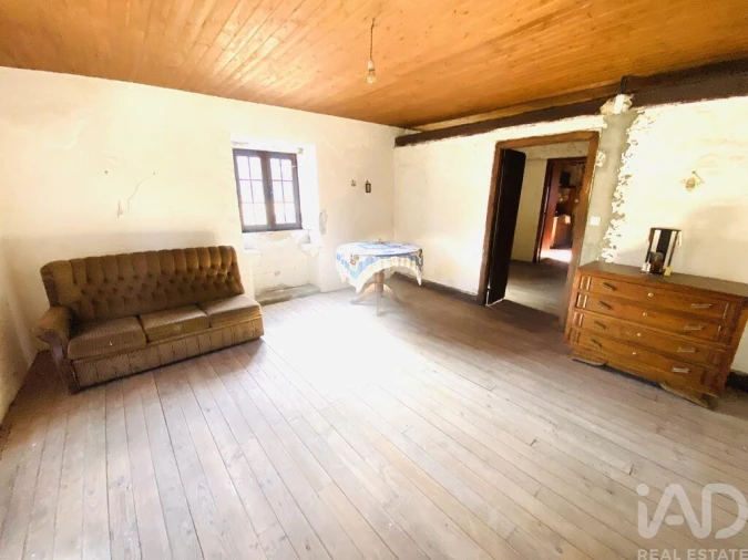 Moradia T1 para Venda em Romarigães Foto 15