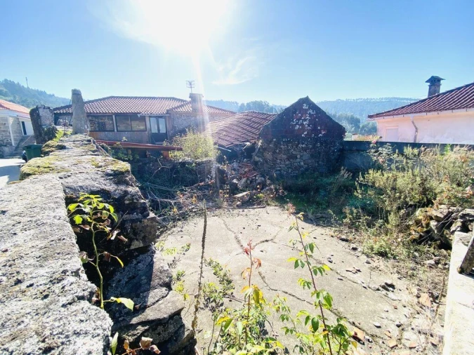 Moradia T1 para Venda em Romarigães Foto 28