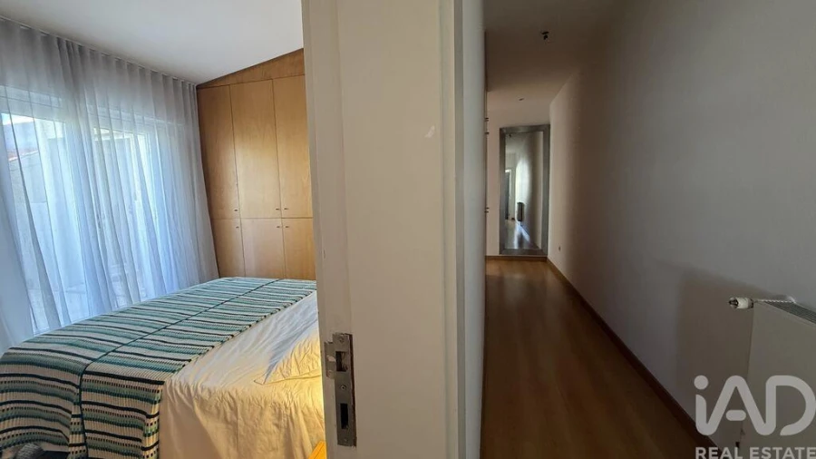 Apartamento T2 para Arrendamento em Campo de Ourique Foto 16