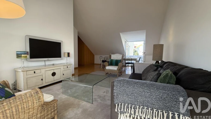 Apartamento T2 para Arrendamento em Campo de Ourique Foto 2