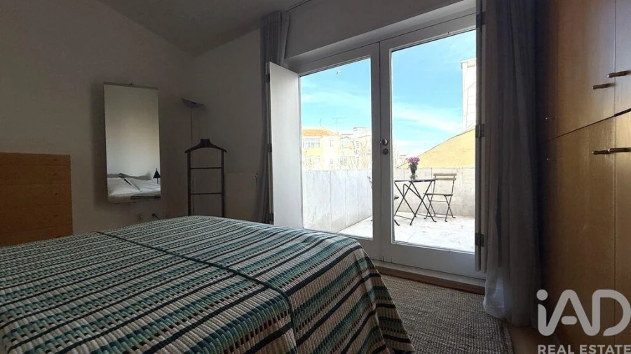 Apartamento T2 para Arrendamento em Campo de Ourique Foto 20