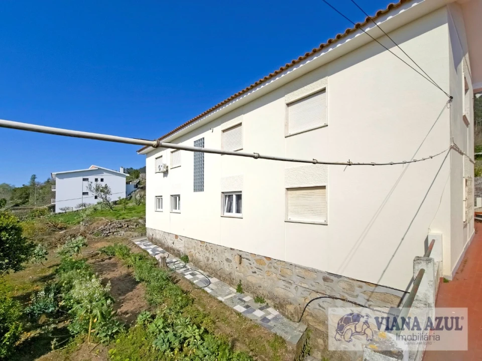 Moradia T3 para Venda em Carreço Foto 2