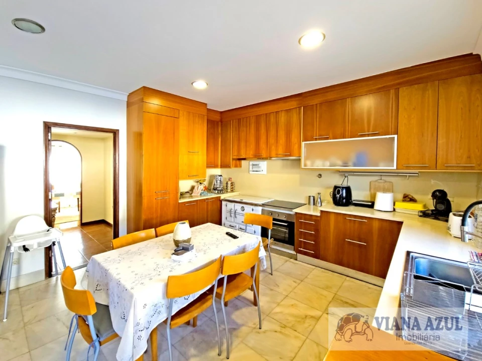 Moradia T3 para Venda em Carreço Foto 9