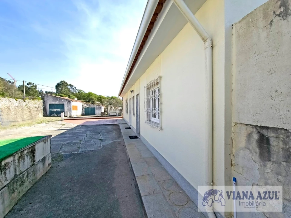 Moradia T3 para Venda em Carreço Foto 28