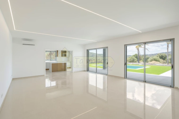 Moradia T3 para Venda em Conceição e Estoi Foto 10