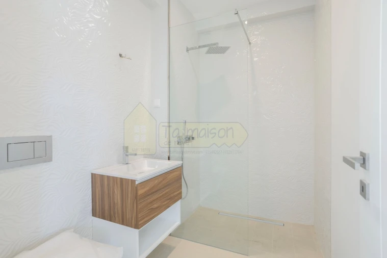 Moradia T3 para Venda em Conceição e Estoi Foto 18