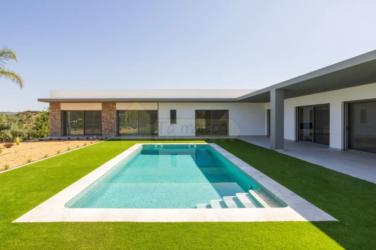 Moradia T3 para Venda em Conceição e Estoi Foto 1