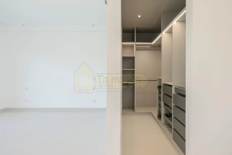 Moradia T3 para Venda em Conceição e Estoi Foto 49