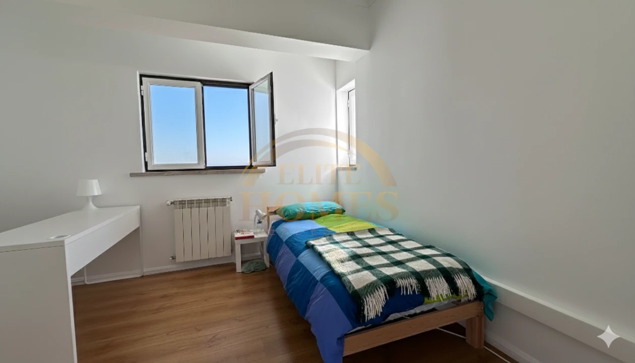 Moradia T4 para Venda em Porto Salvo Foto 23