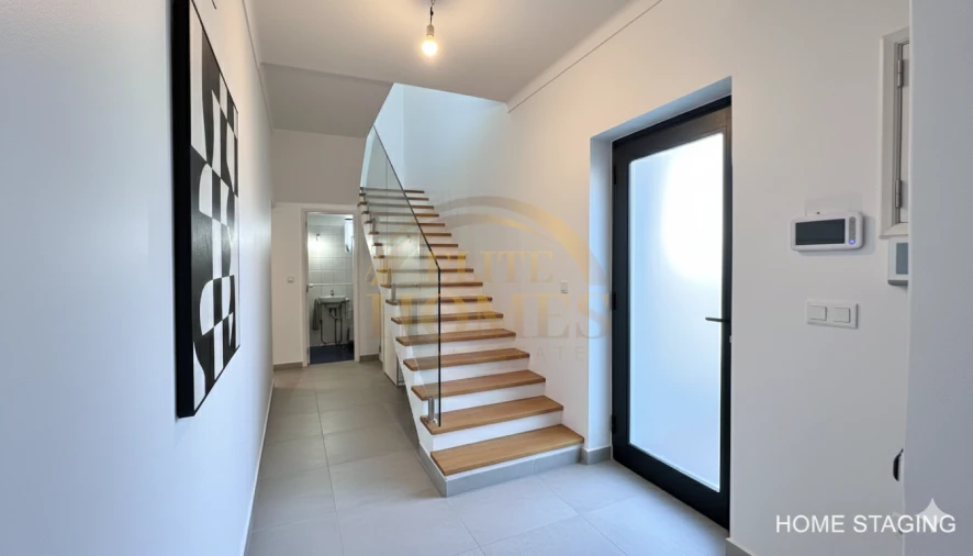 Moradia T4 para Venda em Porto Salvo Foto 10