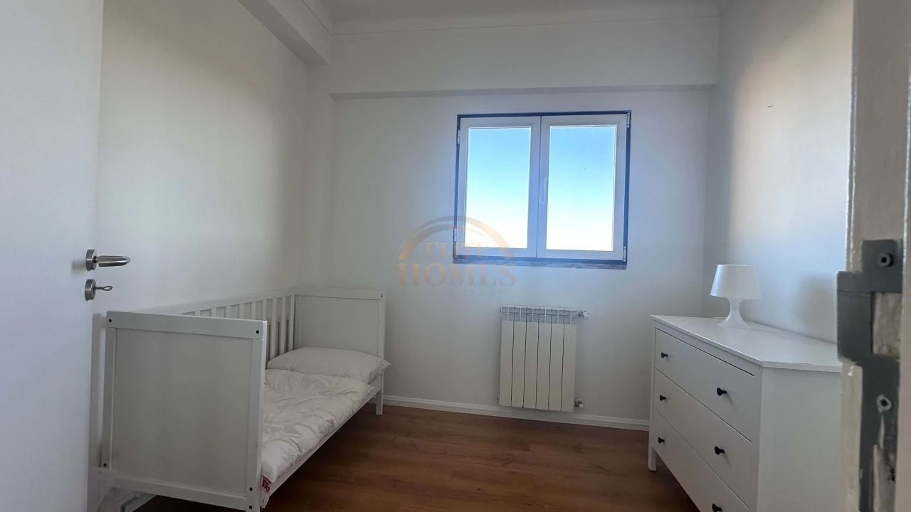 Moradia T4 para Venda em Porto Salvo Foto 22